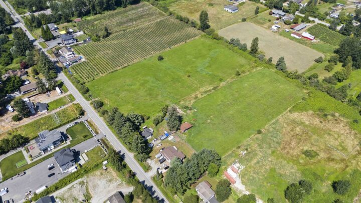 Property Photo: 489 Prairie Avenue BC V3E 0A6
