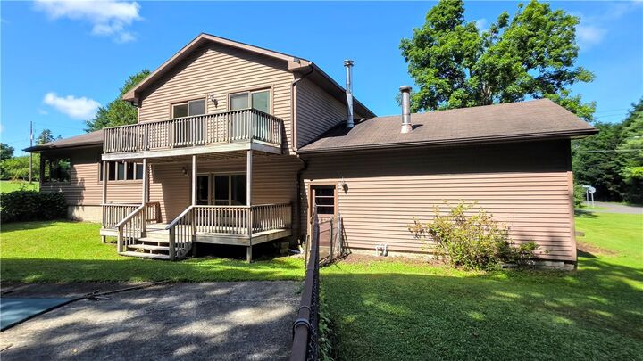Property Photo:  17 Belvedere Drive  NY 14850 