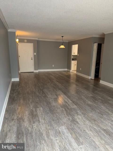 Property Photo: 666 W Germantown Pike 1119 PA 19462