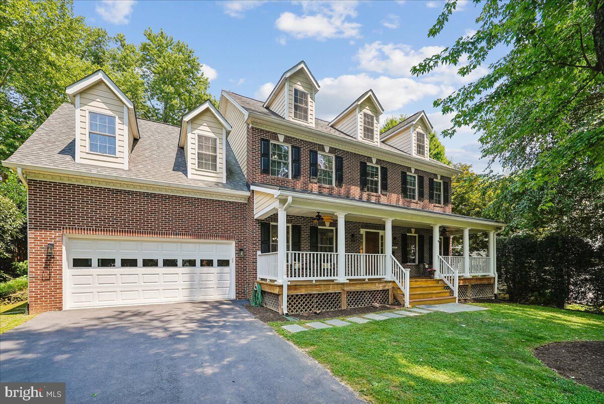 Property Photo: 6322 Halsey Road VA 22101