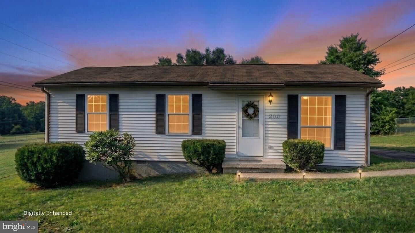 Property Photo: 200 Peach Tree Drive WV 25438