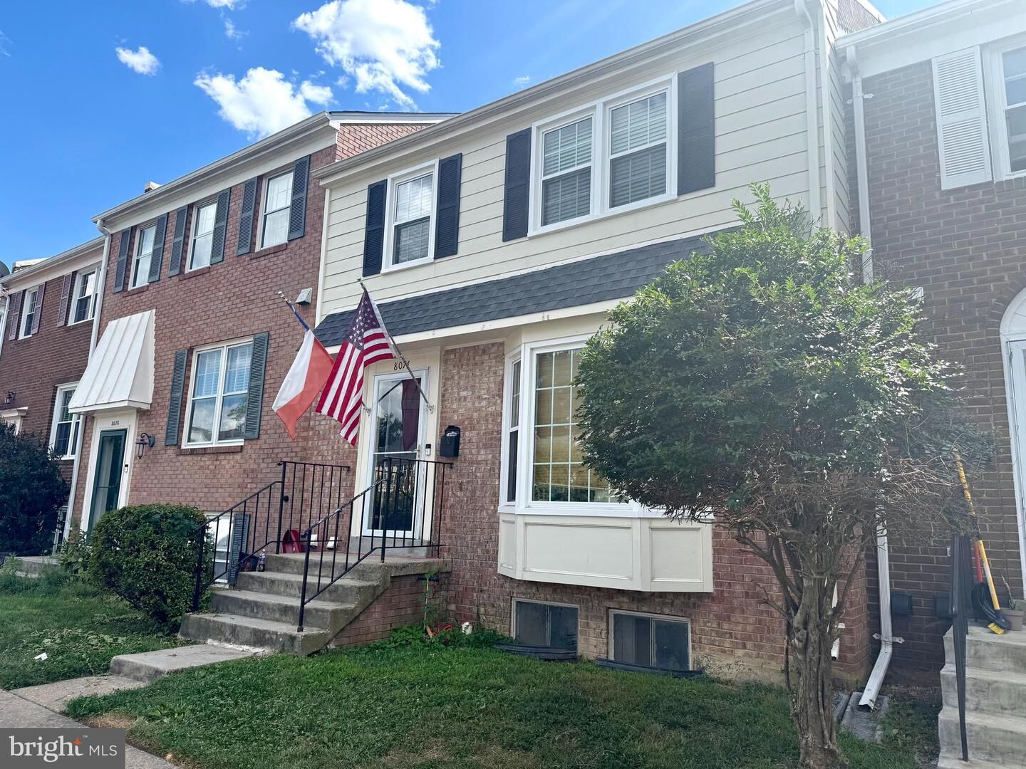 Property Photo:  8074 Powderbrook Lane  VA 22153 