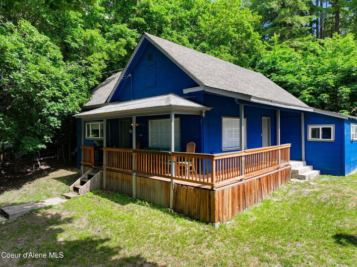 Property Photo:  108 E Lincoln Ct  ID 83833 