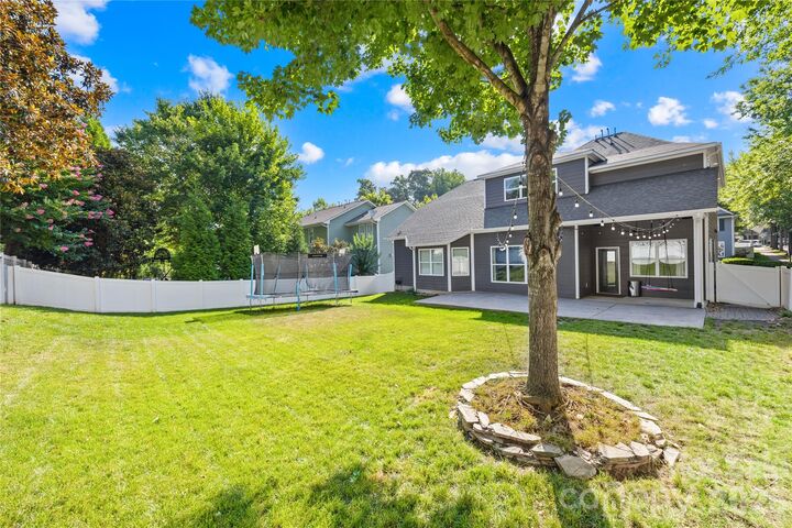 Property Photo:  8703 Lake Pines Drive  NC 28031 