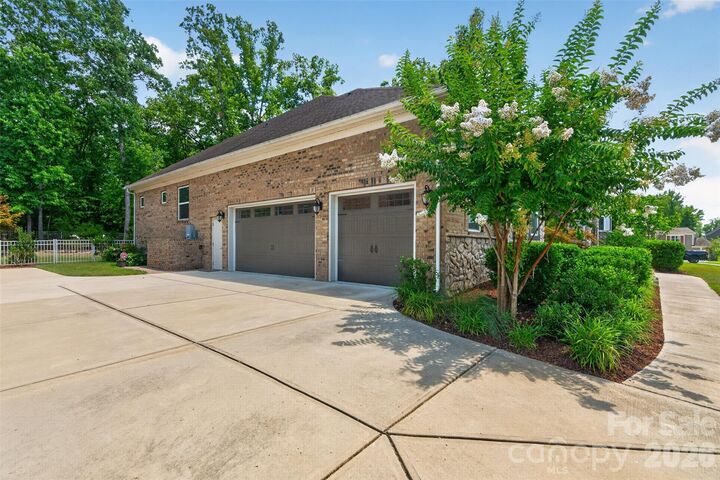 Property Photo:  1508 Prickly Lane  NC 28173 