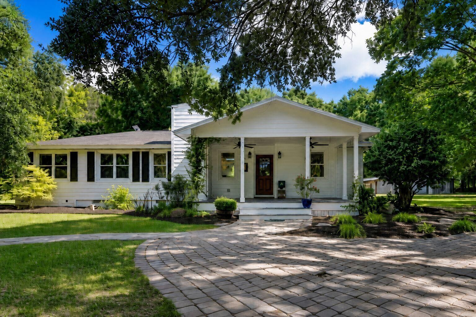 Property Photo: 2760 Trucklands Road SC 29455
