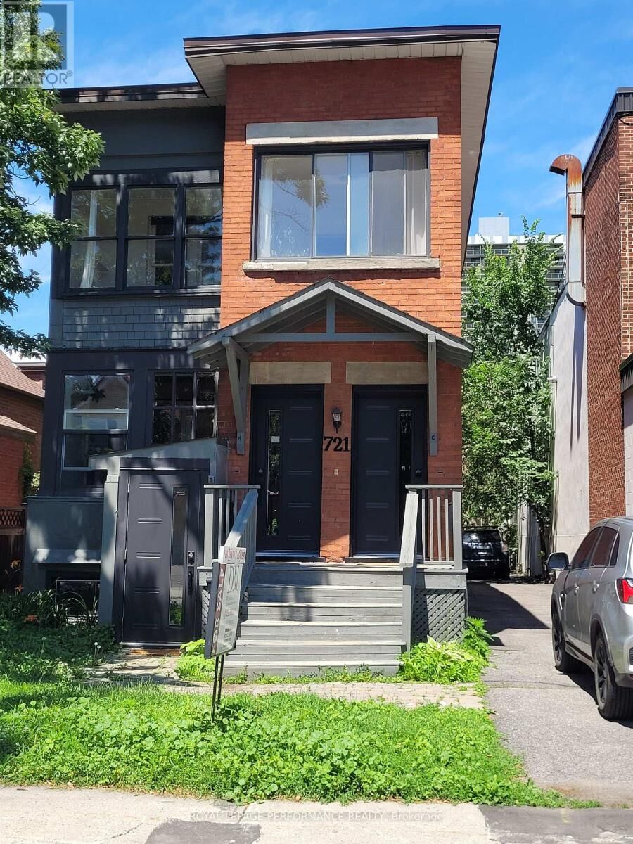 Property Photo: 721 B Cooper Street ON K1R 5J5