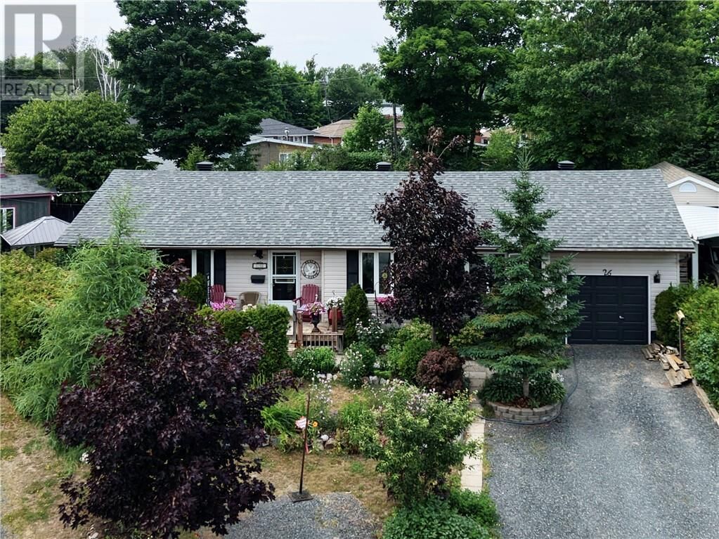 Property Photo: 26 Kain Crescent ON P5A 1C2