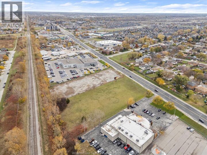 Property Photo:  10982 Tecumseh Road East  ON N8R 1A8 