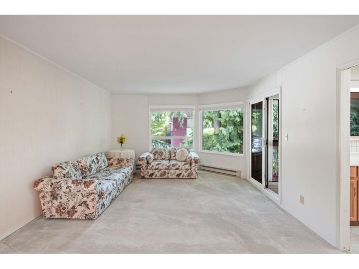 Property Photo:  1350 Vidal Street 405  BC V4B 5G6 