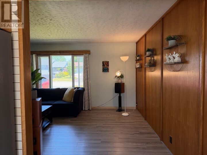 Property Photo: 82 Lakeview Dr ON P0T 2W0