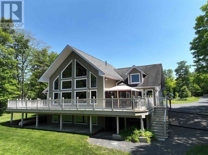 11 River Dr — photo 1