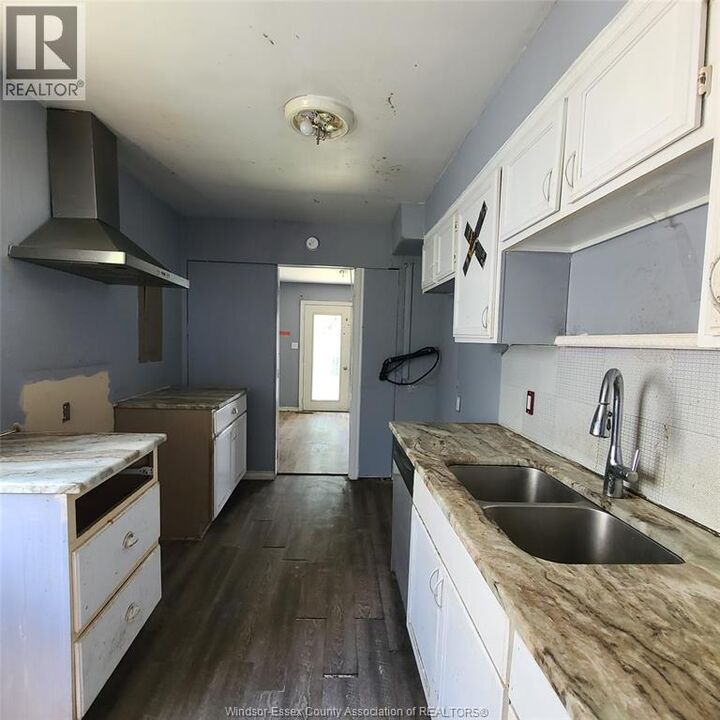 Property Photo: 3576 Barrymore Lane ON N9C 1V3