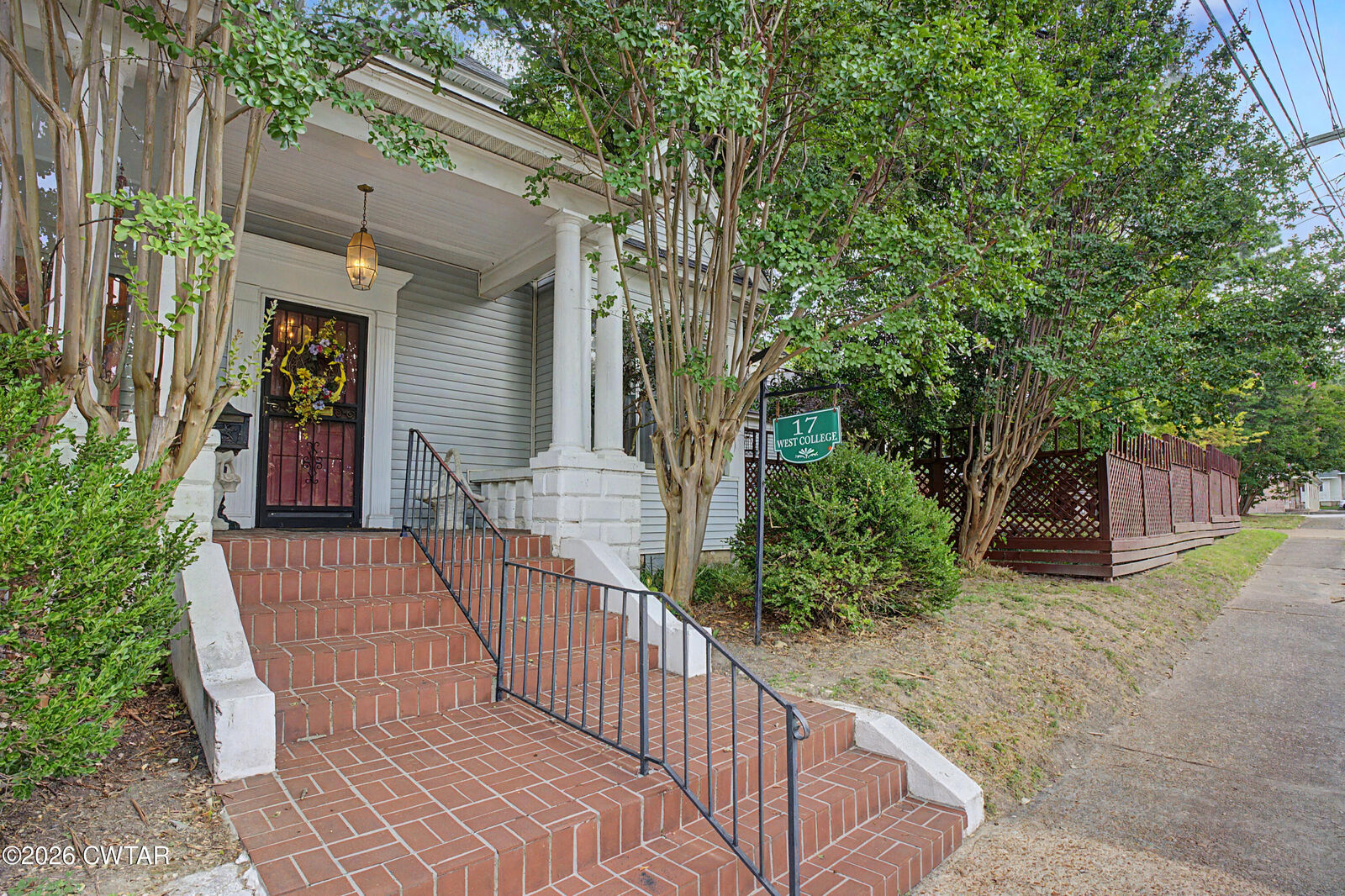 Property Photo: 17 W College Street TN 38012