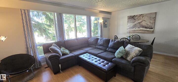 Property Photo:  4233 49 Street  AB T9C 1B5 
