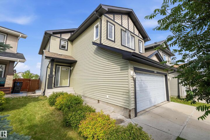 Property Photo: 4020 166 Avenue NW AB T5Y 0N9