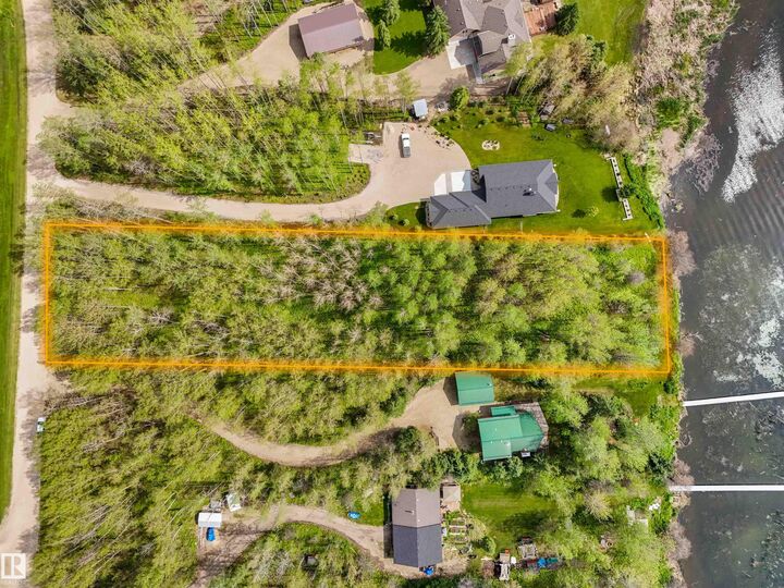 Property Photo:  465022 Rge Road 61 69  AB T0C 0T0 