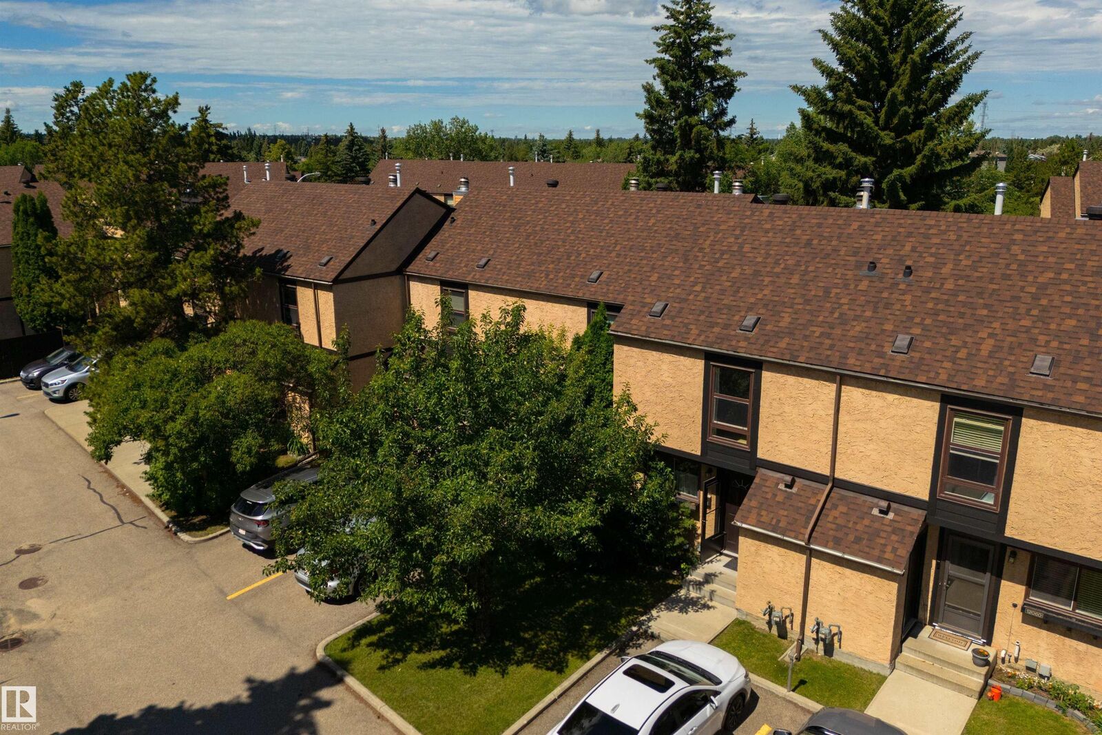 Property Photo: 12062 25 Avenue NW AB T6J 4L3