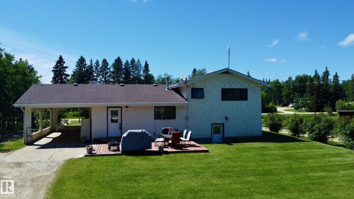 Property Photo: 54207 Rge Road 52 AB T0E 0L0