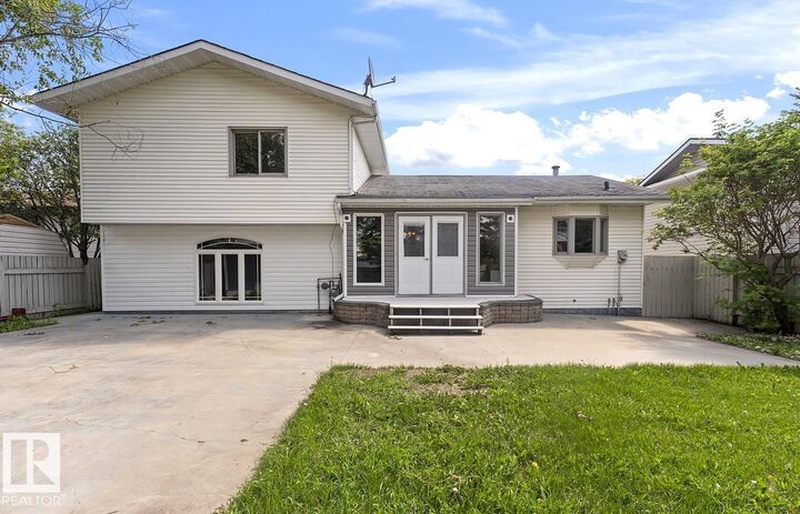 Property Photo:  4308 41A St Street  AB T9N 1W3 