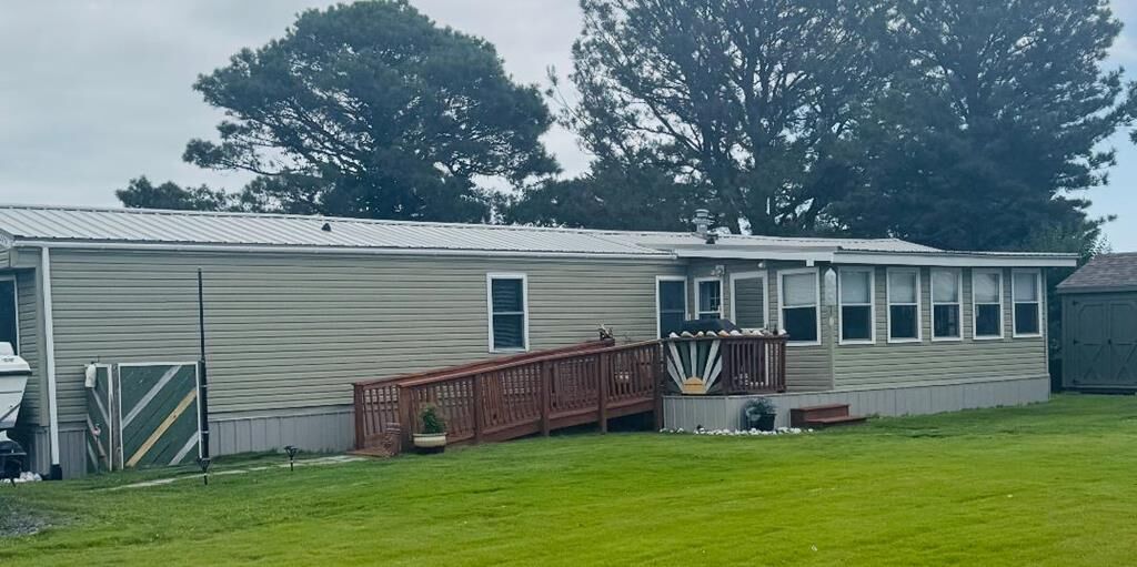 Property Photo:  2410 Ridge Rd  VA 23336 