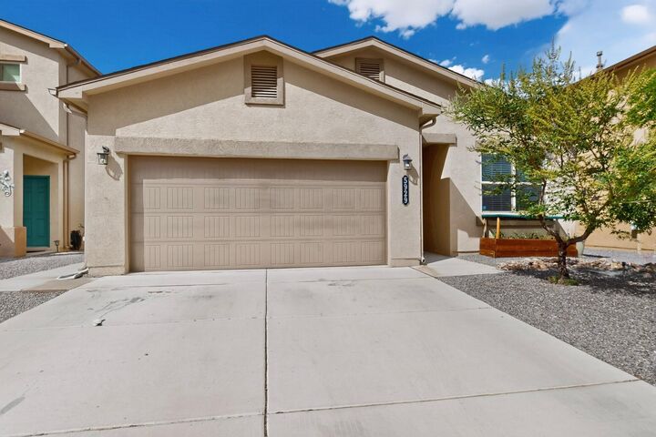 Property Photo:  5929 Sandoval Drive NE  NM 87144 