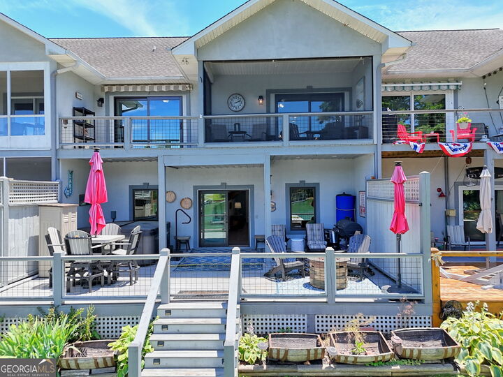 Property Photo:  209 N Berrong Street B  GA 30546 