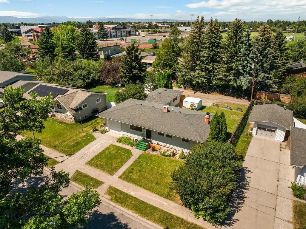 Property Photo:  439 N 10th Avenue  MT 59715 