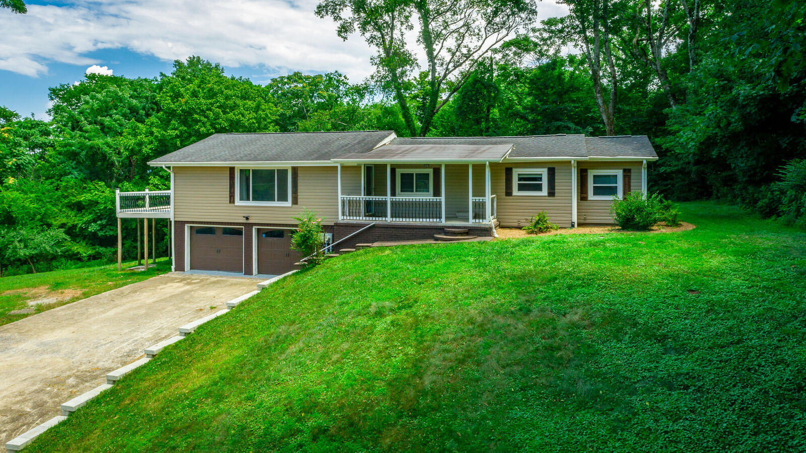 Property Photo: 6582 Fairview Road TN 37343
