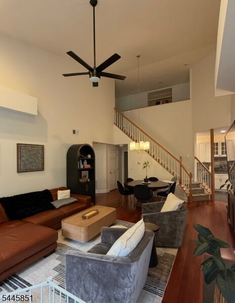 Property Photo: 4 Heatherwood Lane Ondo NJ 07921