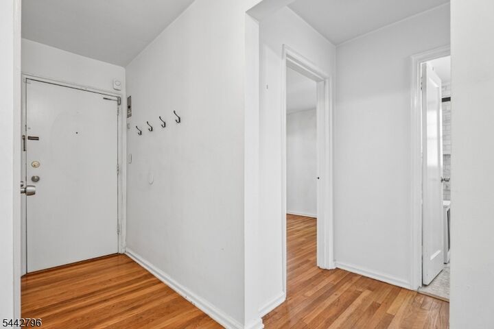 Property Photo:  349 Bloomfield Ave 10  NJ 07044 