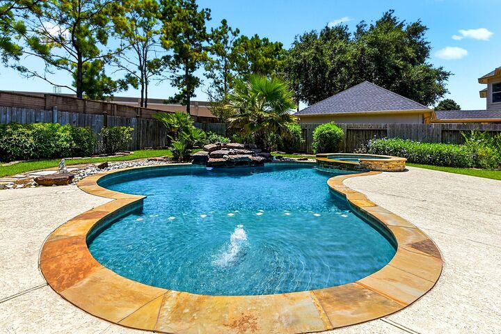Property Photo: 22303 Bridgehaven Drive TX 77494