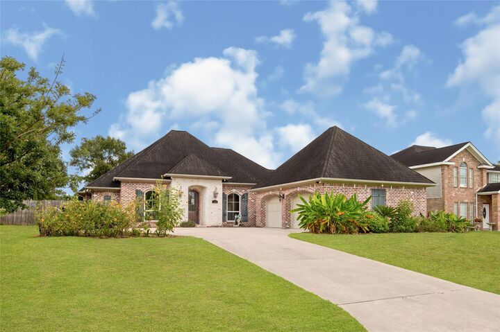 Property Photo: 104 Mockingbird Lane TX 77611