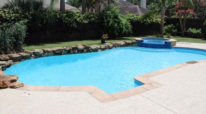 Property Photo: 2377 Seahurst Court TX 77573