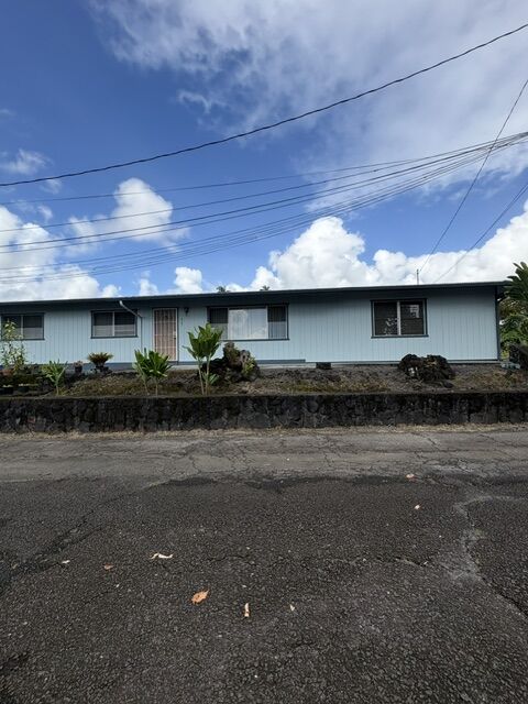 Property Photo:  467 Lanikukia Pl  HI 96720 