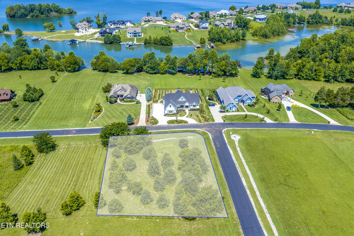 Property Photo: 271 W Shore Drive TN 37854