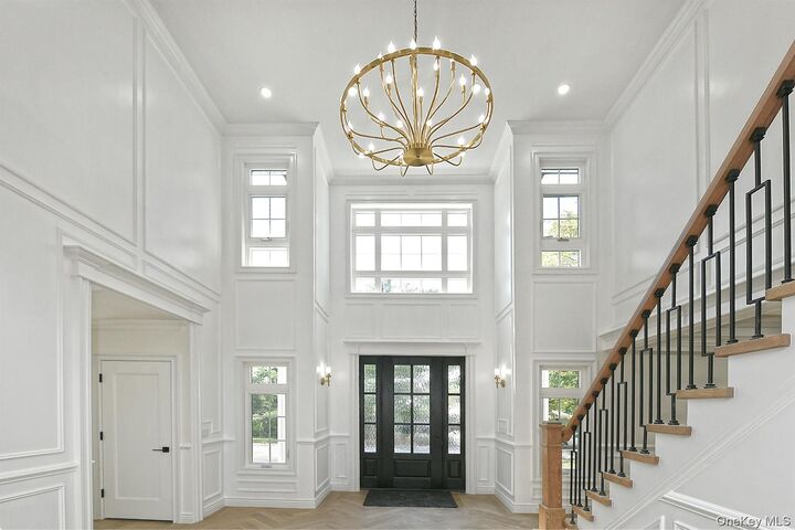 Property Photo:  11 Edcris Lane  NY 11743 
