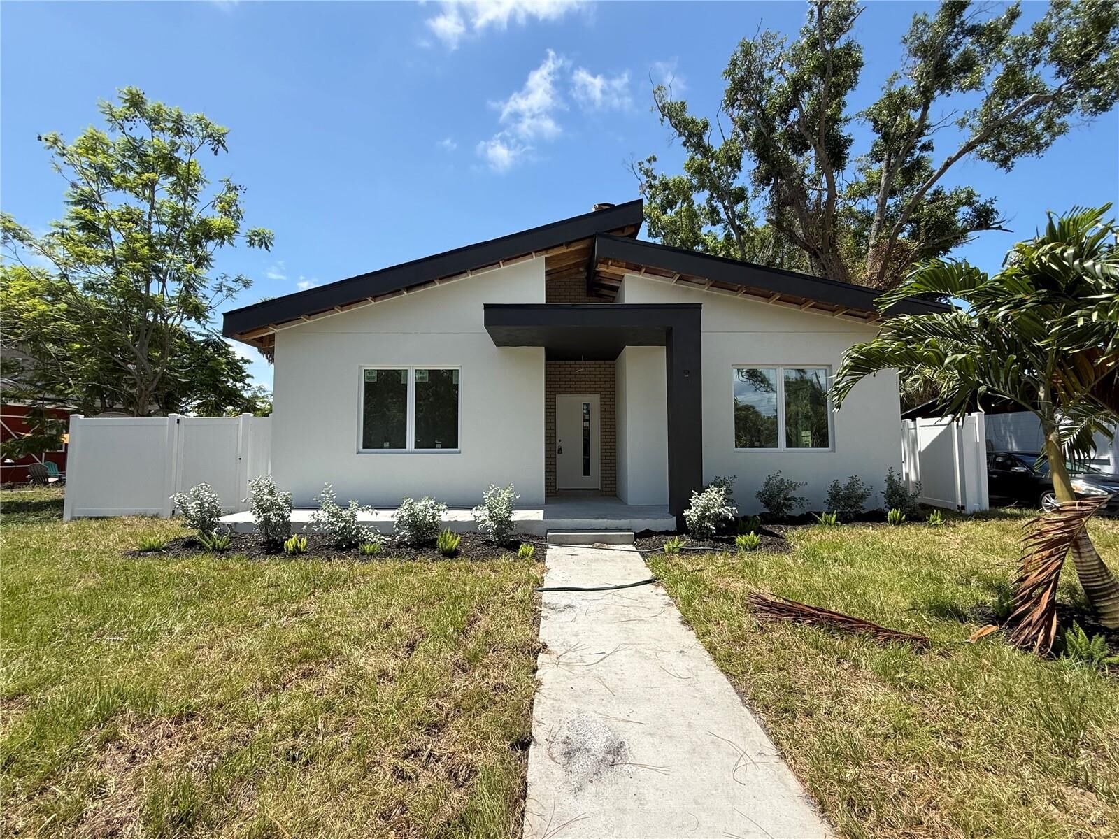 Property Photo:  5346 2nd Avenue S  FL 33707 