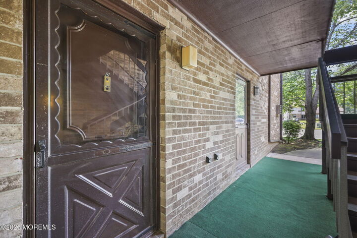 Property Photo:  156 Cross Slope Court  NJ 07726 