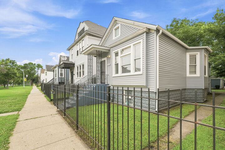 Property Photo:  5353 S Princeton Avenue  IL 60609 