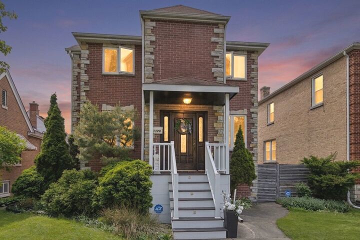 Property Photo: 3328 N Plainfield Avenue IL 60634