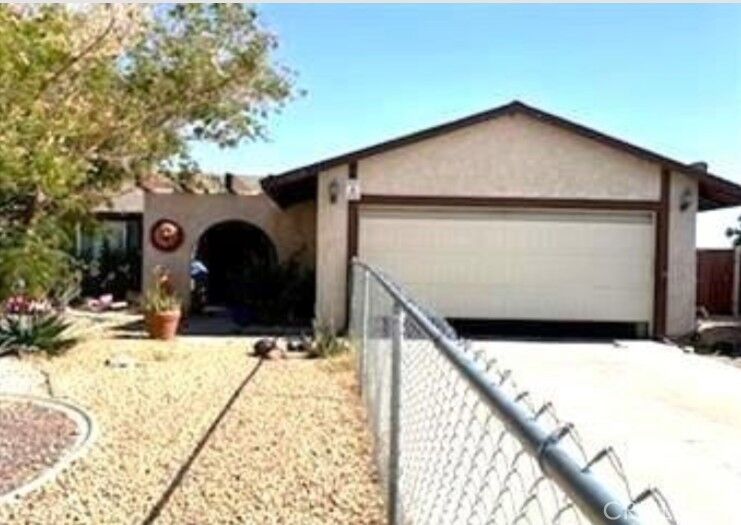 Property Photo: 25659 Ash CA 92311