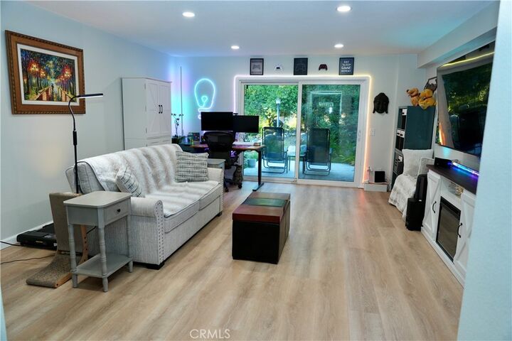 Property Photo: 7101 Farralone 113 CA 91303