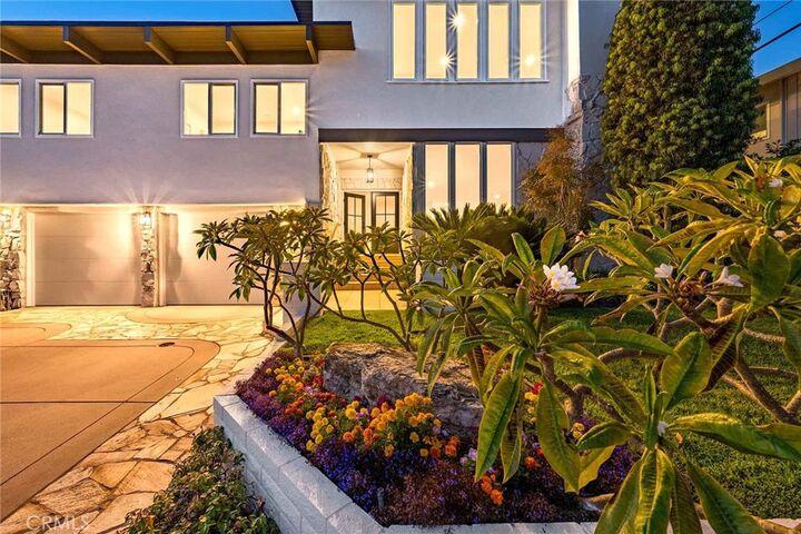 Property Photo: 1701 Catalina Avenue CA 90740