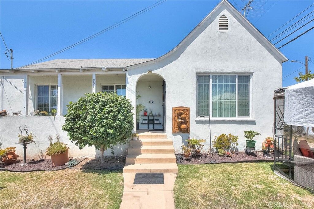 Property Photo: 801 S Hicks Avenue CA 90023