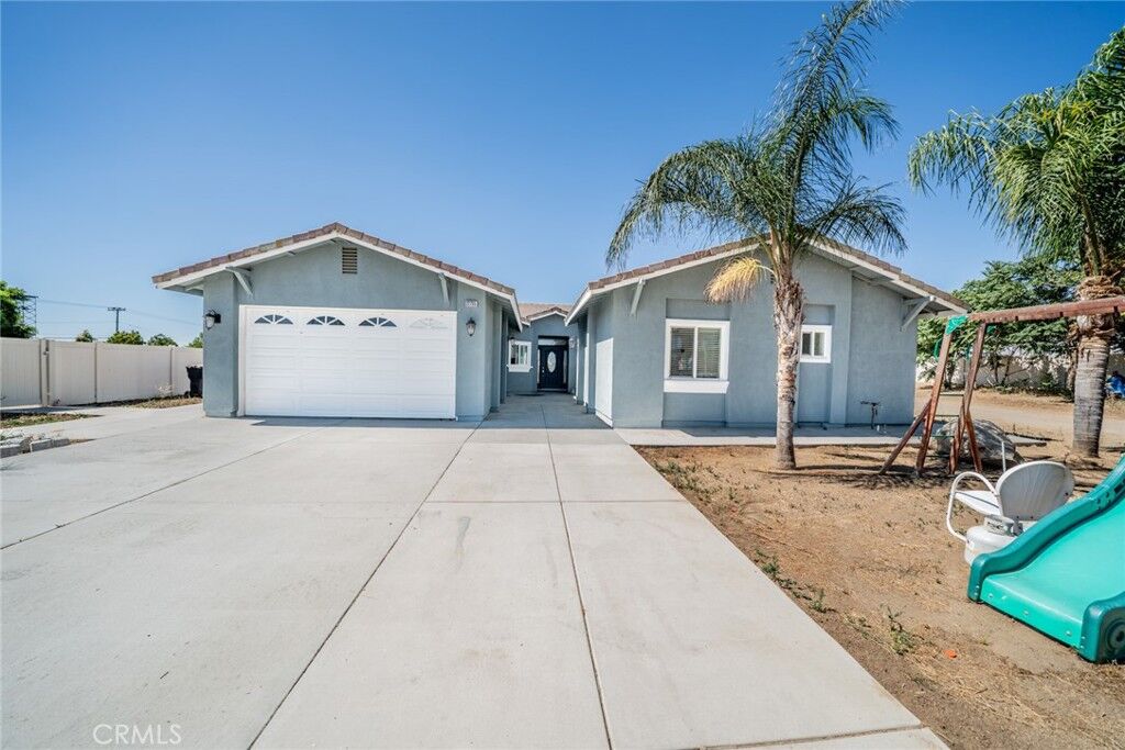 Property Photo: 22735 Markham Street CA 92570