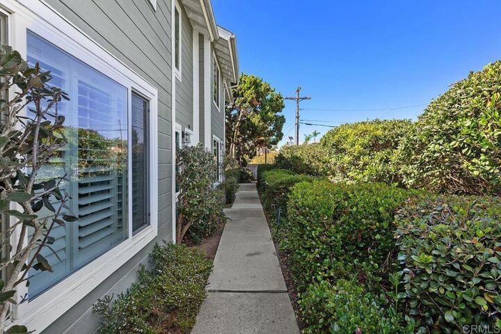 Property Photo:  2525 Jefferson Street B  CA 92008 