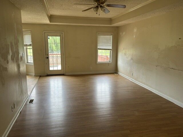 Property Photo:  3277 S Senseney Cir  TN 37042 