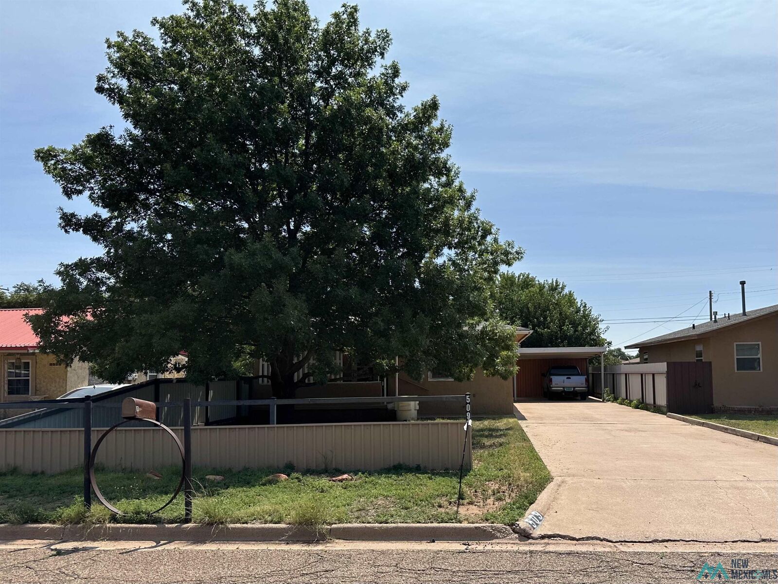 Property Photo:  509 N Oak Street  NM 88101 