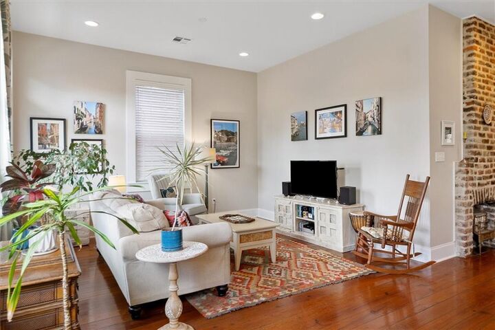 Property Photo: 2363 N Villere Street LA 70117